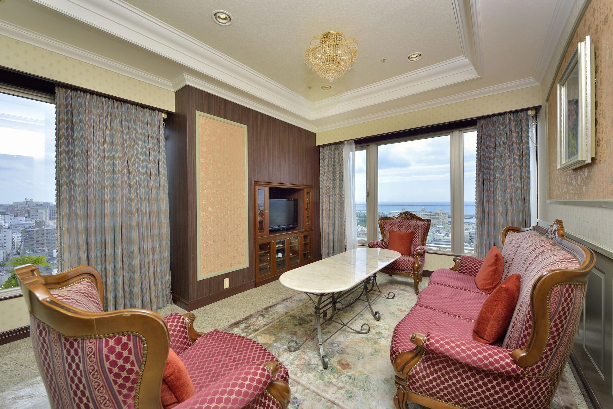 Okinawa Kariyushi Urban Resort Naha Exterior photo